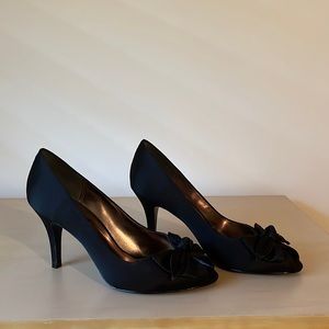 The Touch of Nina Black Satin Heels